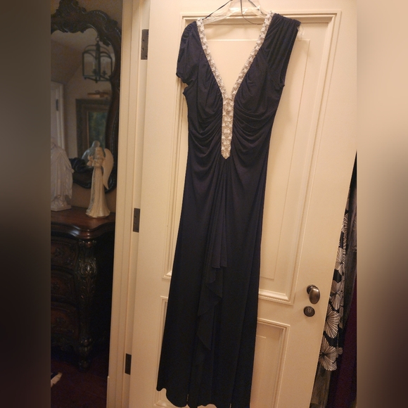 JS BOUTIQUE DRESS - Picture 1 of 4